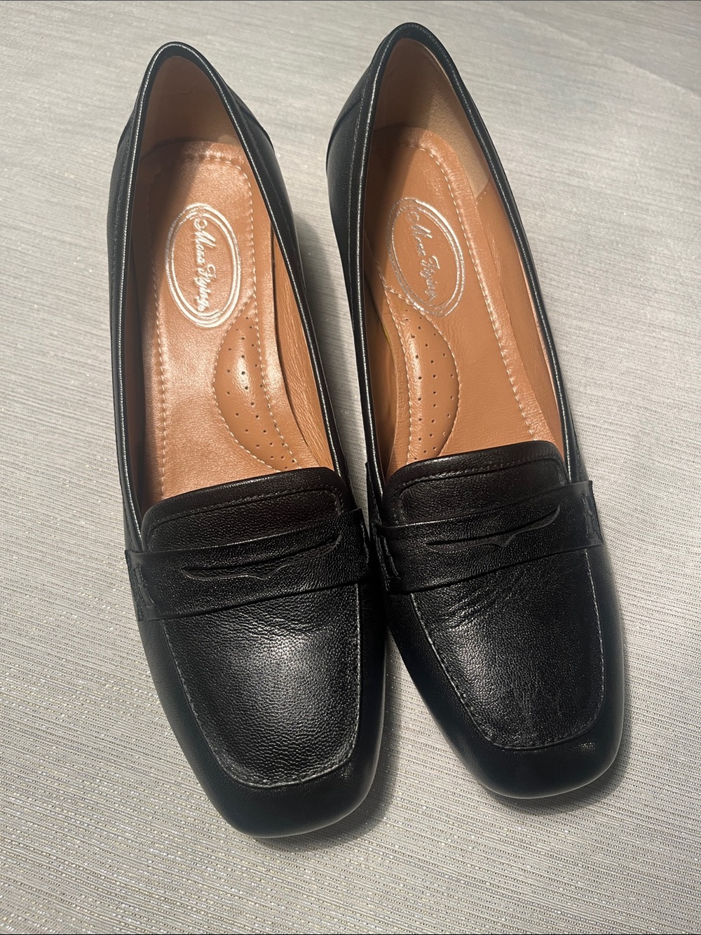 Women's Black Leather Penny Loafers with Cushioned Insole